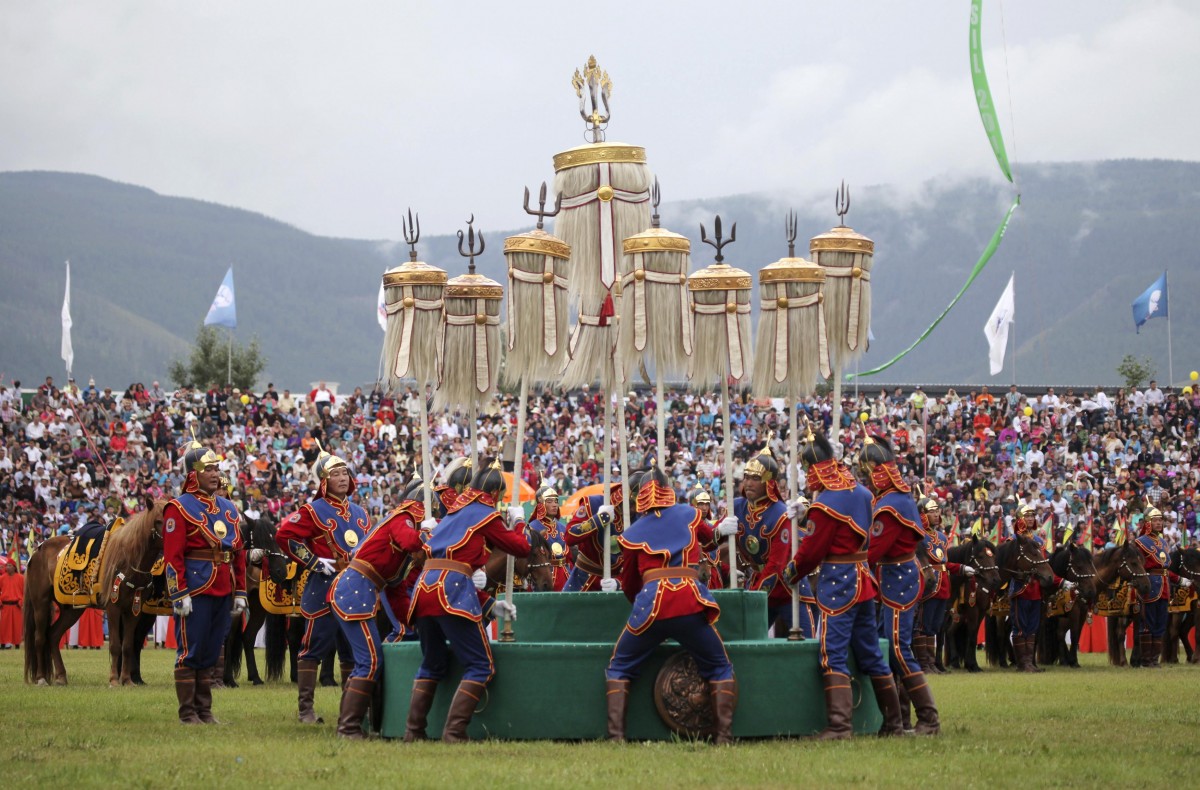 Naadam en Mongolie, une fête haute en couleurs !