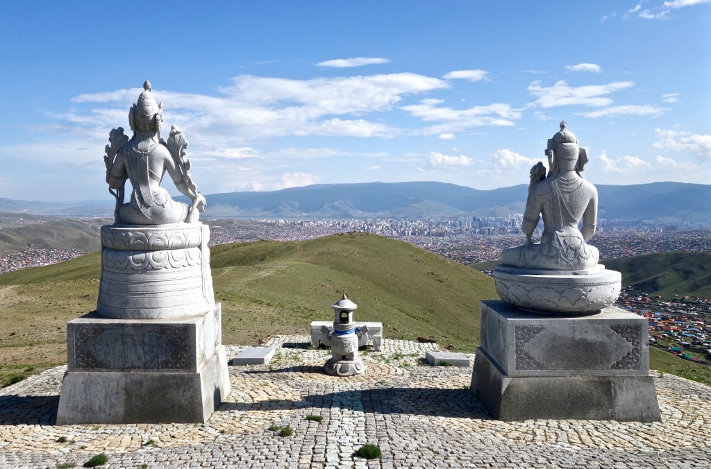 Oulan Bator depuis Chingeltei, une des collines du nord de la ville